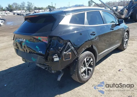 2023 Kia Sportage Hybrid Ex z USA, uszkodzony, nr VIN KNDPVCAG2P7104052